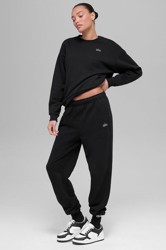 Crew Neck Pullover & Sweats Set